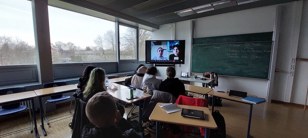 2026_02_23_Schulklimatag_Videokonferenz mit italienischen Partnern.jpg